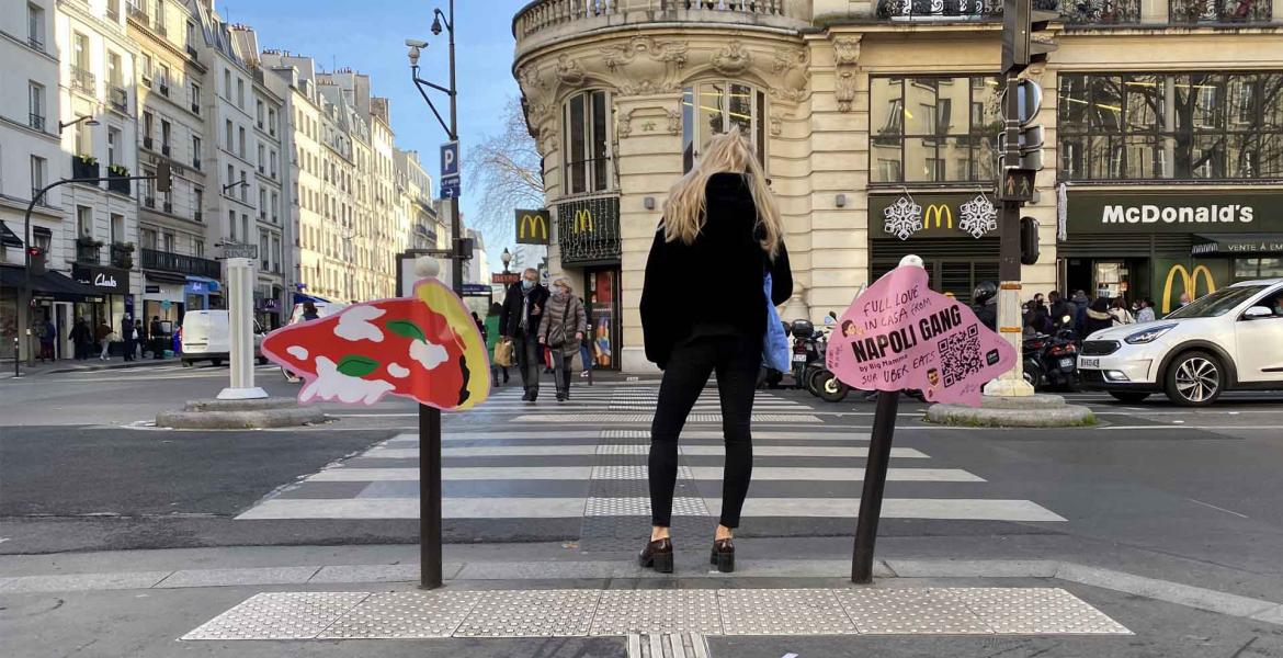 Affichage street-marketing pour l'ouverture d'un restaurant Affichage street-marketing pour l'ouverture d'un restaurant