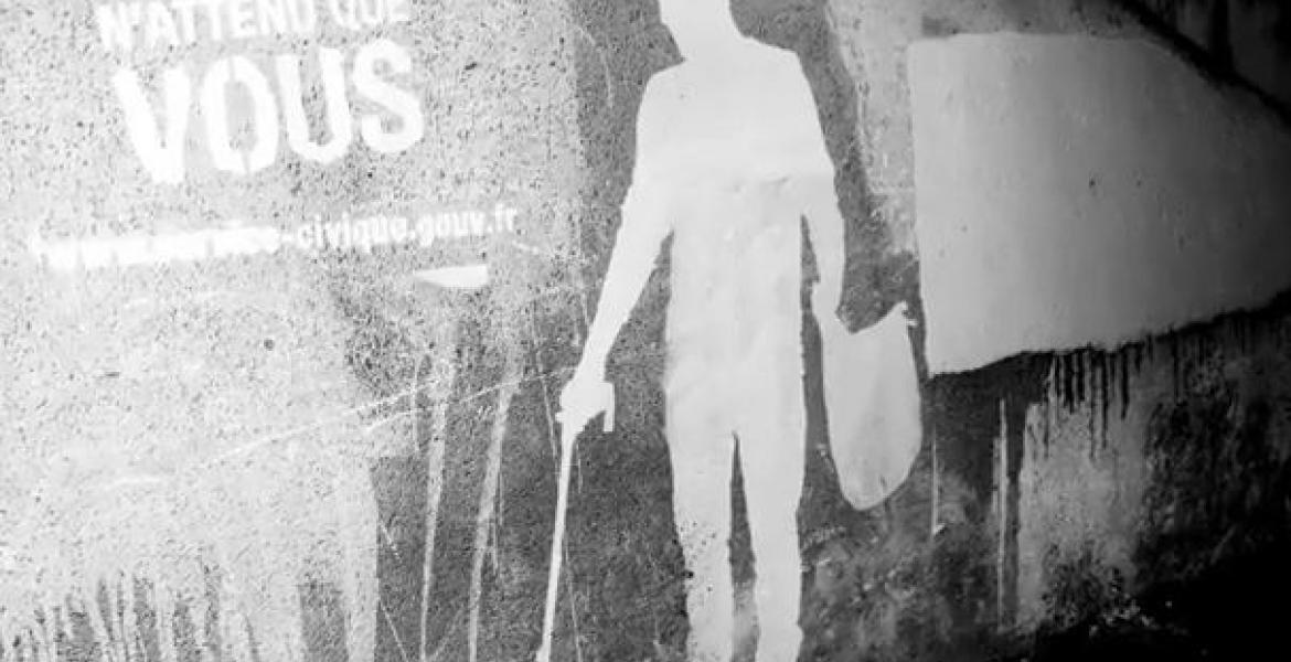 Les clean-tags peuvent avoir différents formats Une silhouette en clean-tag sur support vertical