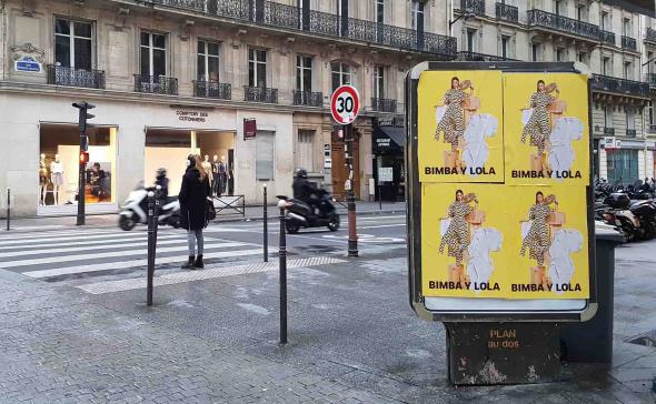 Affichage libre dans les rue de Paris