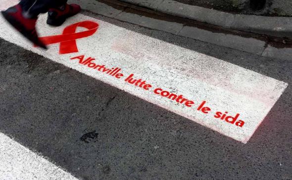 Clean-Tag lutte contre le sida.